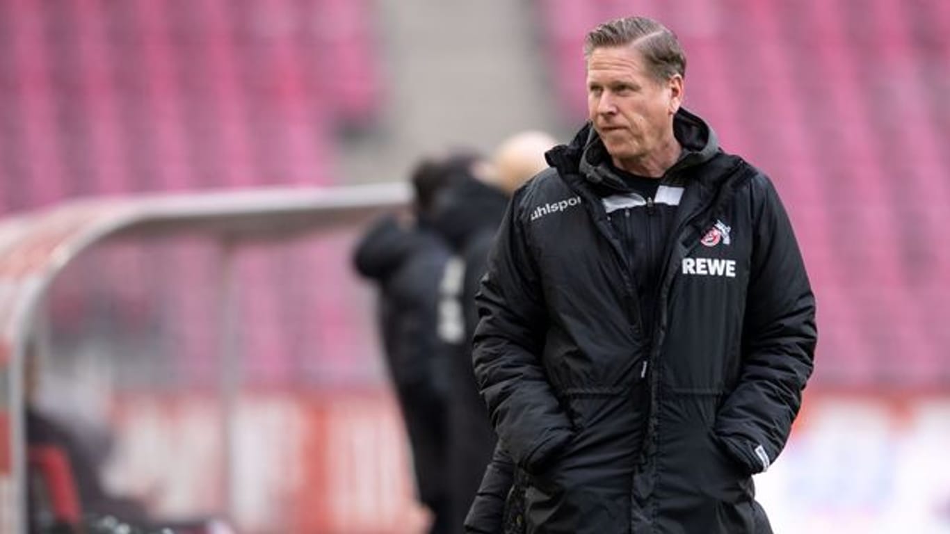 Kölns Trainer Markus Gisdol sieht den kommenden Gegner FC Schalke 04 teilweise als zu wohlwollend dargestellt.