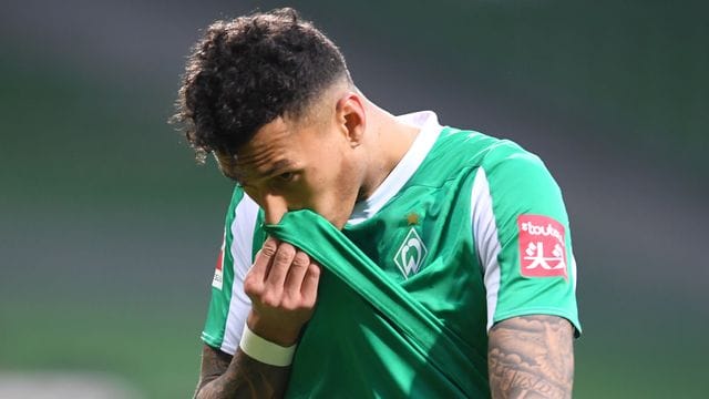 Selkes Trainer Kohfeldt zeigt sich zuversichtlich, dass der Stürmer in Mönchengladbach zur Verfügung steht. Selkes Trainer Kohfeldt zeigt sich zuversichtlich, dass der Stürmer in Mönchengladbach zur Verfügung steht.