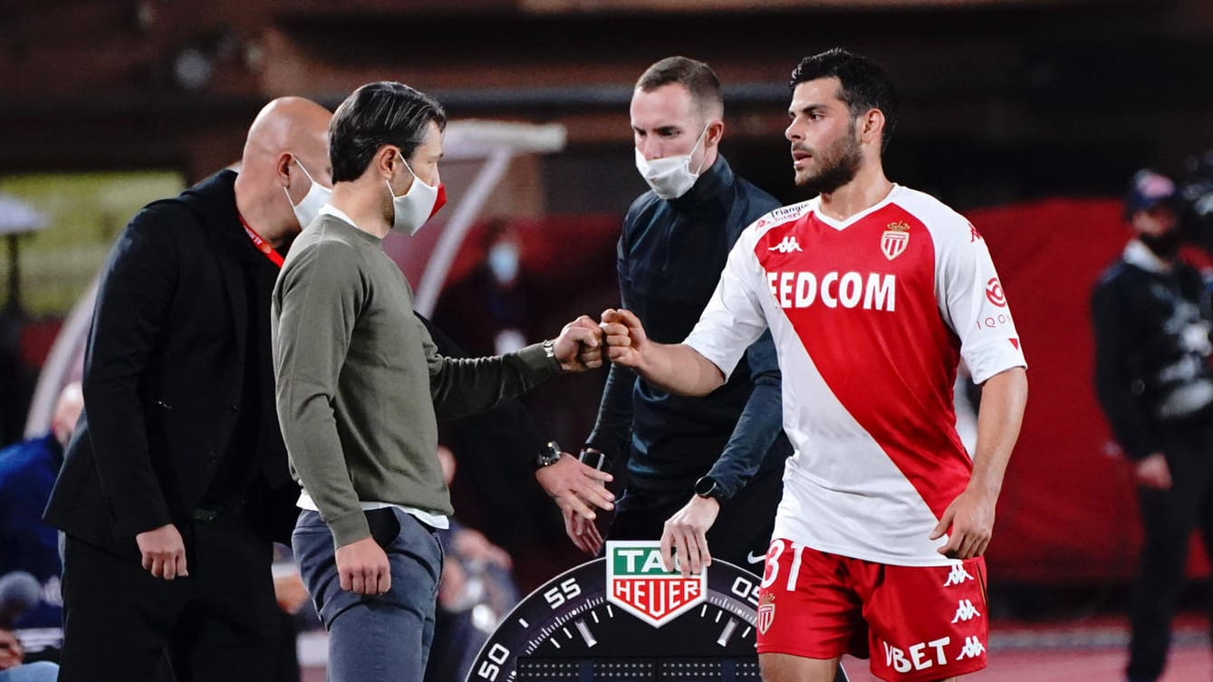 Monaco-Trainer Niko Kovac (links) kann hochzufrieden mit den Leistungen Kevin Vollands (rechts) sein.