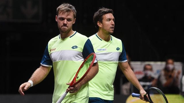 Haben sich mit den strengen Corona-Schutzmaßnahmen in Melbourne arrangiert: Kevin Krawietz und Andreas Mies. Haben sich mit den strengen Corona-Schutzmaßnahmen in Melbourne arrangiert: Kevin Krawietz und Andreas Mies.