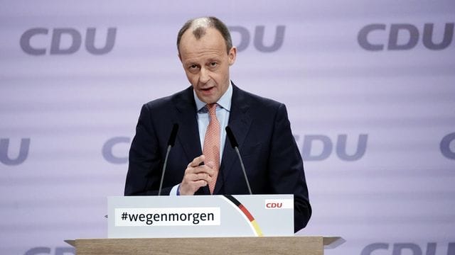Hat trotz seiner Niederlage gegen Armin Laschet weiter höchste Ambitionen: CDU-Politiker Friedrich Merz. Hat trotz seiner Niederlage gegen Armin Laschet weiter höchste Ambitionen: CDU-Politiker Friedrich Merz.