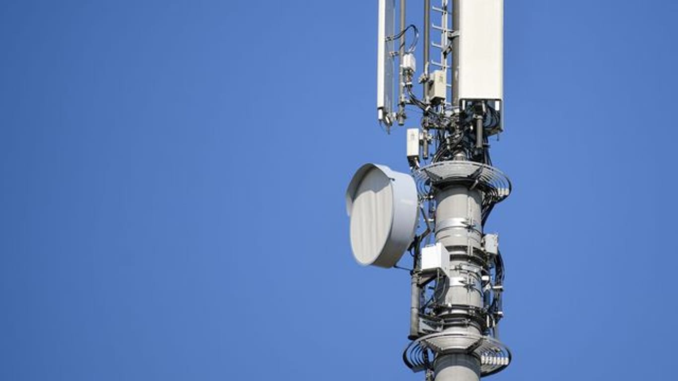 Mobilfunkanbieter wollen an verschiedenen Standorten Sendetechnik und Antennen gemeinsam nutzen.