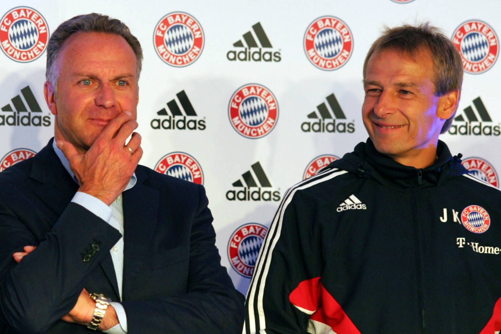 Karl Heinz Rummenigge (li.) und Jürgen Klinsmann (re.) (Archivfoto 2008): Klinsmann blieb keine Saison lang Trainer der Bayern.