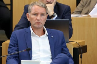 Björn Höcke im Thüringer Landtag: Die Auflösung des "Flügels", der von Höcke und Andreas Kalbitz geleitet wurde, stufen die Verfassungsschützer als Täuschungsmanöver ein.