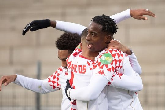 Wird den FSV Mainz 05 verlassen: Jean-Philippe Mateta (r).