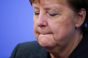 "Wichtig ist doch, dass wir schnell auf die 50 kommen“, sagt Angela Merkel.