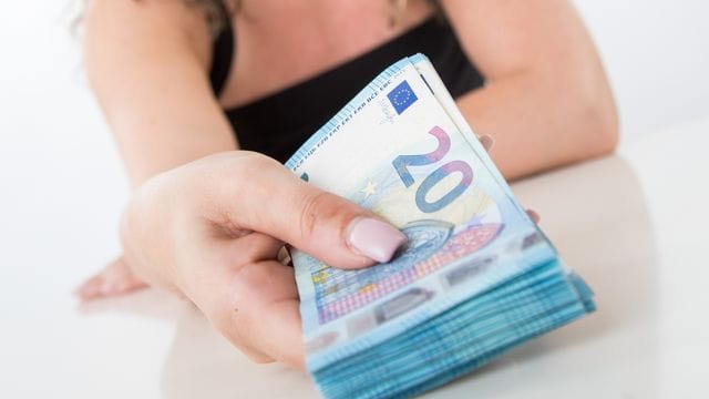 Kredite mit Minuszinsen sind häufig eine Marketing-Aktion. Kredite mit Minuszinsen sind häufig eine Marketing-Aktion.