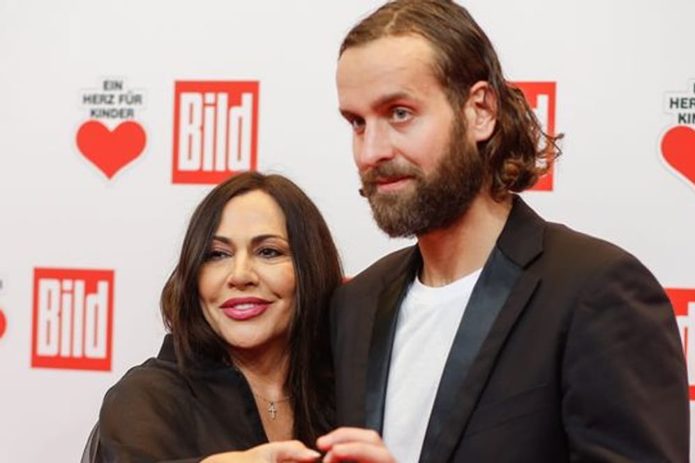 Simone Thomalla und Freund Silvio Heinevetter geben ein gutes Paar.