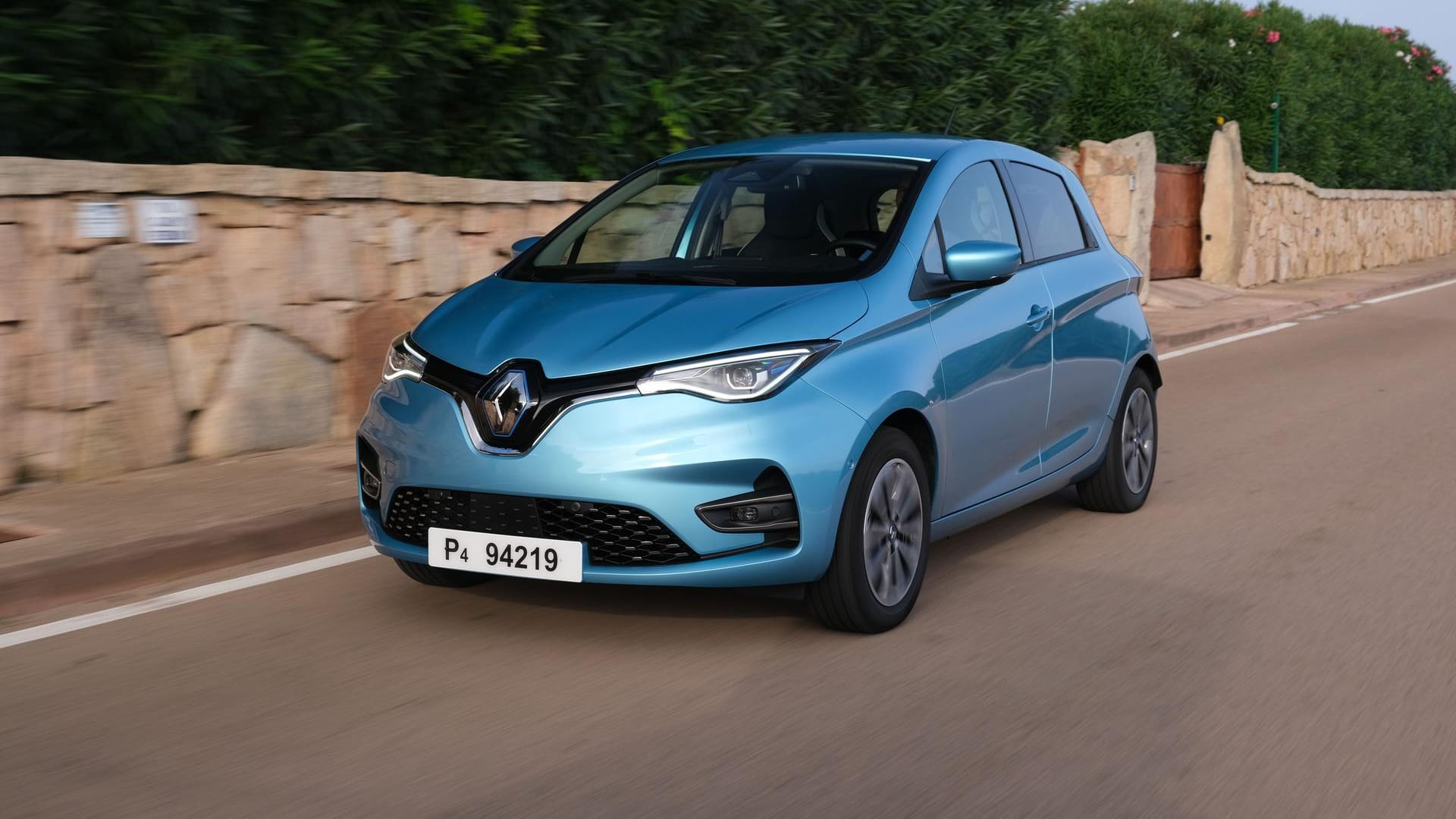 Renault Zoe: Unter den Kleinwagen kommt er zwar nur auf Rang fünf. Dennoch ist der Franzose bei uns das erfolgreichste E-Auto.