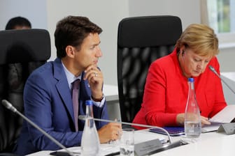 Justin Trudeau und Angela Merkel 2017: In einem Telefonat hat sich die Kanzlerin offenbar bei ihm beklagt, sagt der kanadische Premier.