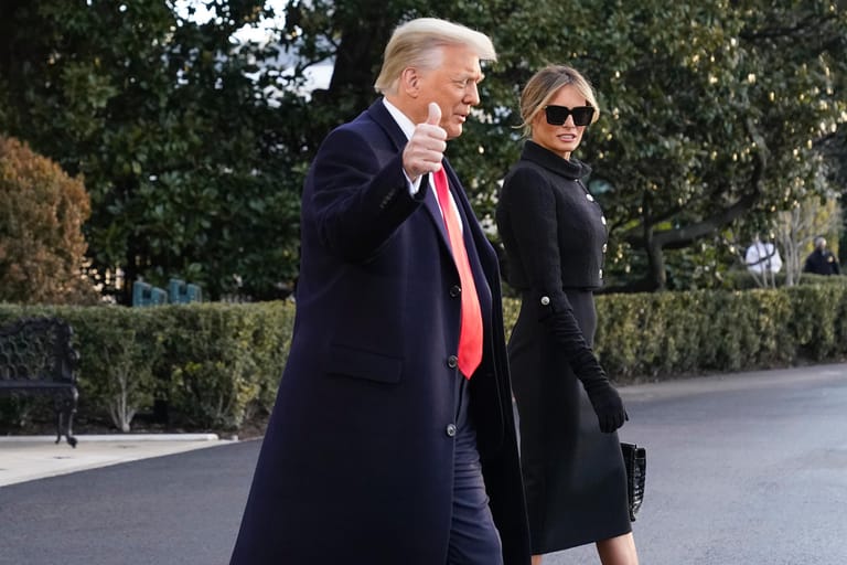 Donald und Melania Trump: Das Paar verlässt am Tag der Vereidigung von Joe Biden zum US-Präsidenten das Weiße Haus.