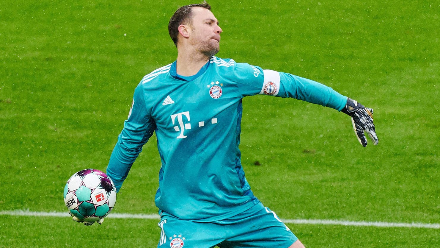 Manuel Neuer: Der Nationaltorhüter blieb im 196. Bundesligaspiel ohne Gegentor. Manuel Neuer: Der Nationaltorhüter blieb im 196. Bundesligaspiel ohne Gegentor.