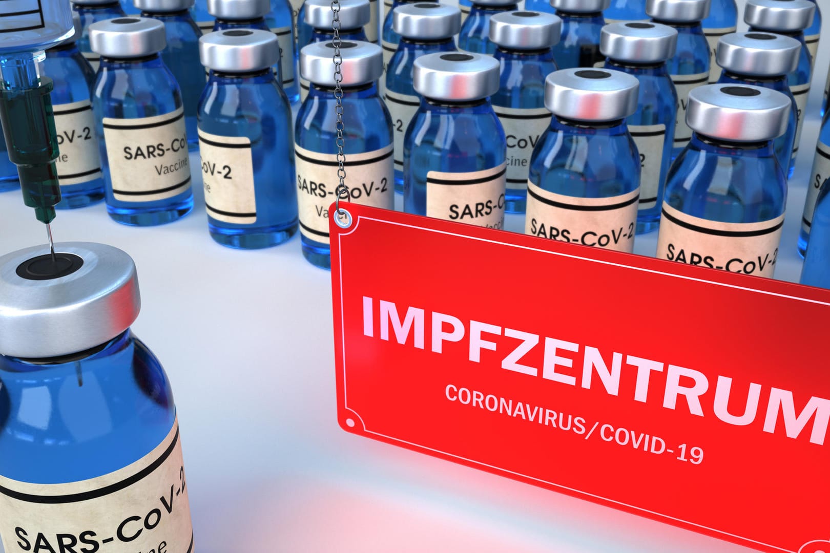 Ampullen mit Covid-19-Impfstoff: Die Corona-Impfungen finden in regionalen Impfzentren statt. Die Terminvergabe erfolgt nach einem vom Gesundheitsministerium festgelegten Prioritätenprinzip.