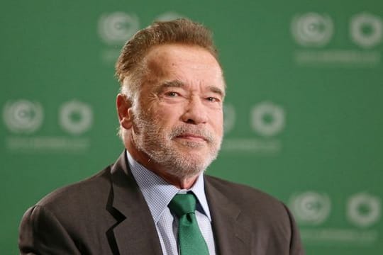 Arnold Schwarzenegger wirbt fürs Impfen.