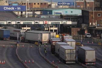 Lastwagen an der Grenze in Dover: Irland trifft der Brexit hart.