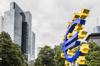 Blick auf die Europäische Zentralbank (Archivbild): Die EZB belässt alles beim Alten.