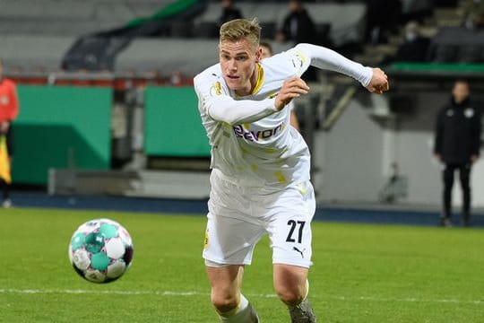 Der Dortmunder Steffen Tigges unterschrieb einen Profivertrag.