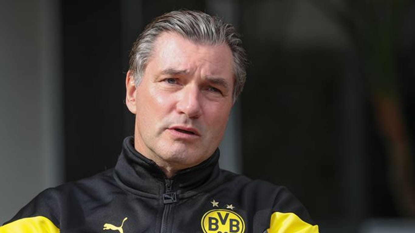 Ärgert sich über die Kritik in den Medien am BVB: Manager Michael Zorc.