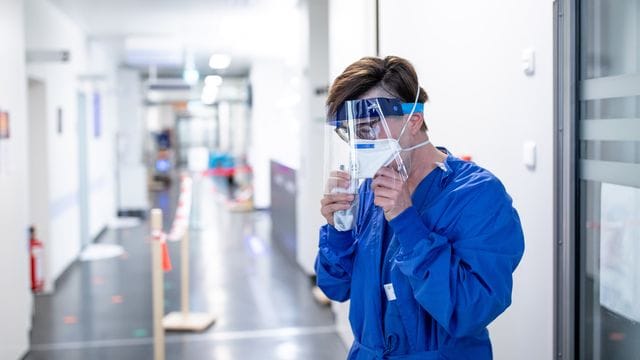 Carola "Doc Caro" Holzner (Archivbild): Sie ist Leitende Oberärztin der zentralen Notaufnahme des Uniklinikums Essen.