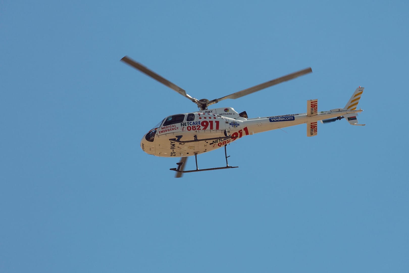 Helikopter des Netcare 911-Teams: Ein Rettungshubschrauber wie dieser ist in Südafrika abgestürzt.