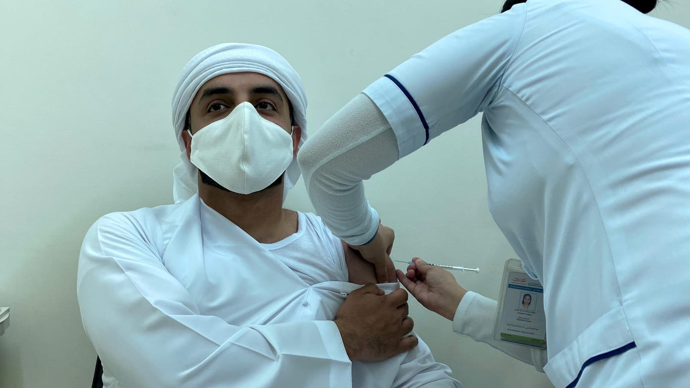 Vereinigte Arabische Emirate, Dubai: In Rekordzeit baute das Scheichtum Impfzentren auf.