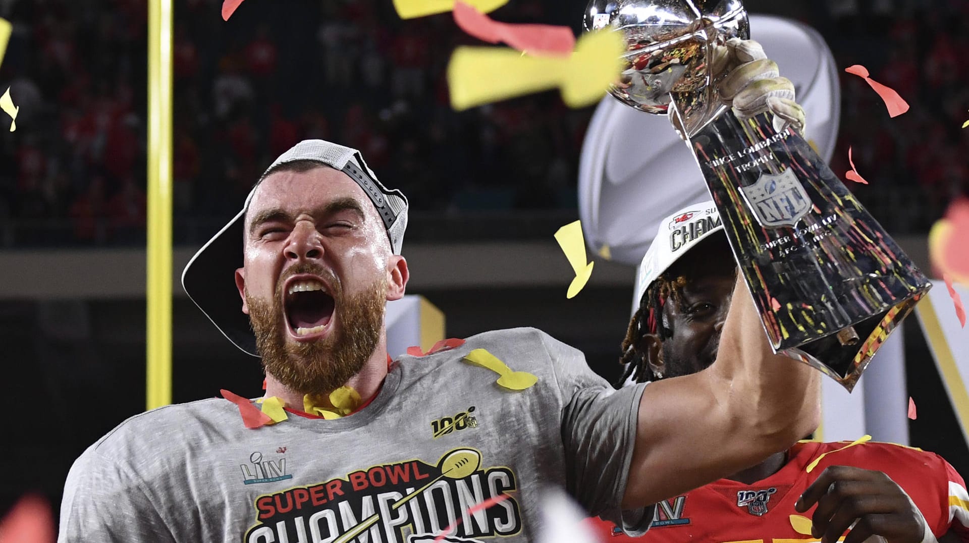 Travis Kelce: Der Spieler der Kansas City Chiefs hat mit seinem Team 2020 den Super Bowl gewonnen.