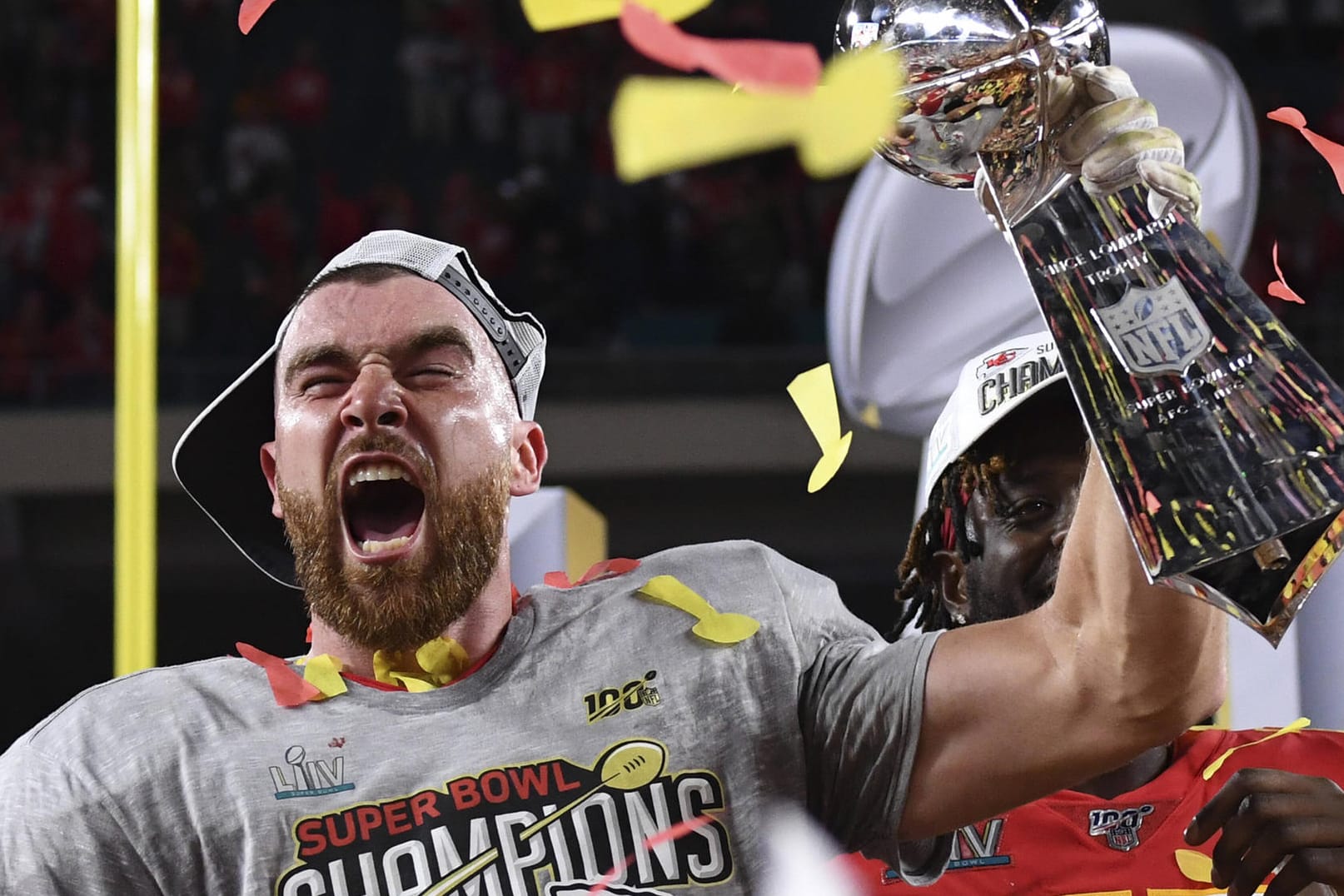 Travis Kelce: Der Spieler der Kansas City Chiefs hat mit seinem Team 2020 den Super Bowl gewonnen.