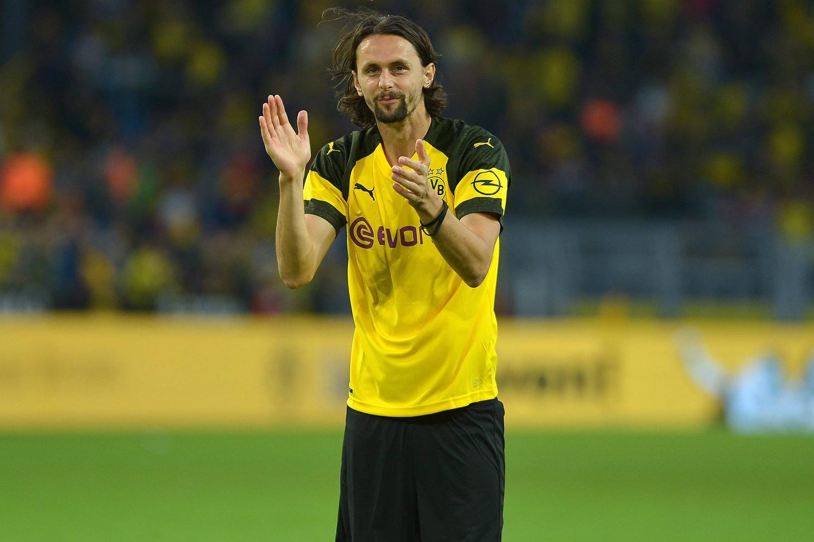 Neven Subotic bei seiner Verabschiedung in Dortmund 2018: Subotic kam 2008 von Mainz nach Dortmund.