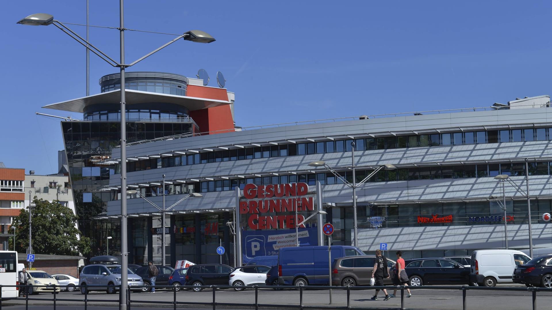 Blick auf das Gesundbrunnencenter: In der Nähe soll sich eine Messerattacke ereignet haben. Blick auf das Gesundbrunnencenter: In der Nähe soll sich eine Messerattacke ereignet haben.