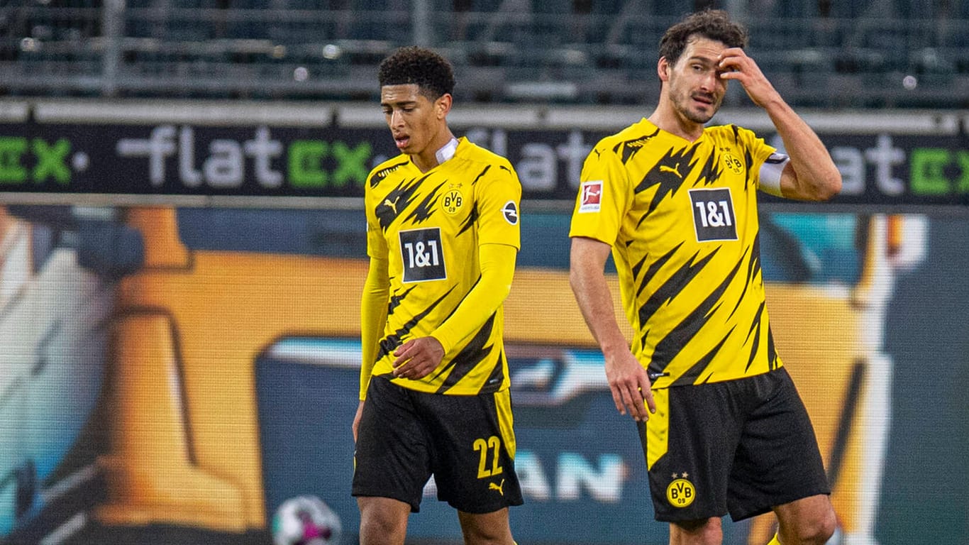 Dortmund in der Krise: Jude Bellingham und Mats Hummels (r.) sind enttäuscht.