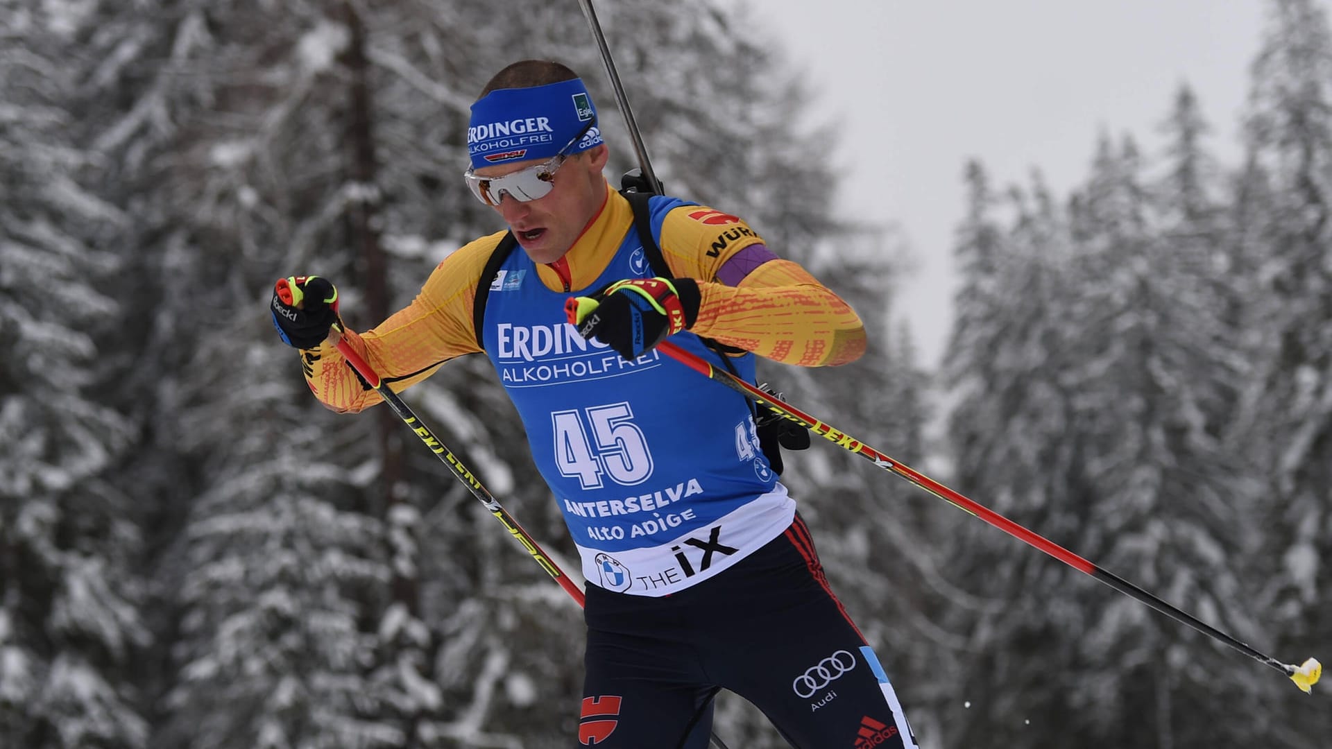 Biathlon: Erik Lesser ging als erster Deutscher auf die Strecke.