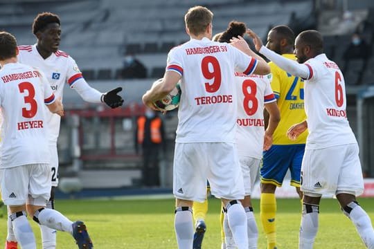 Der HSV machte in Braunschweig die Hinrunden-Meisterschaft klar.