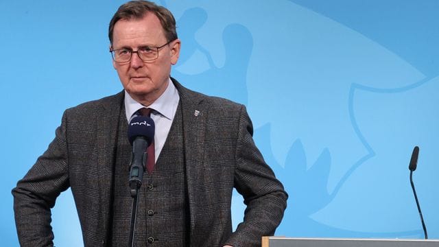 "Ab sofort, wenn ich jetzt dieses Format anmache, merke ich, im Hinterkopf habe ich jetzt die Lernkurve von vorgestern und gestern": Bodo Ramelow. "Ab sofort, wenn ich jetzt dieses Format anmache, merke ich, im Hinterkopf habe ich jetzt die Lernkurve von vorgestern und gestern": Bodo Ramelow.