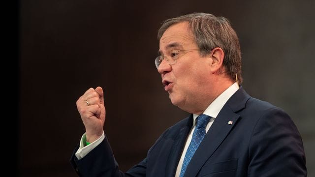 "Wir wollen sehr schnell die inhaltlichen Grundlagen legen", sagt der neue CDU-Vorsitzende Armin Laschet. "Wir wollen sehr schnell die inhaltlichen Grundlagen legen", sagt der neue CDU-Vorsitzende Armin Laschet.
