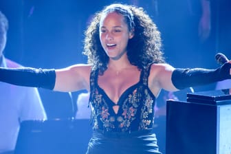 Alicia Keys: Die Sängerin trat während der ''The Voice Of Germany'"-Finals im Dezember 2016 in Berlin auf.