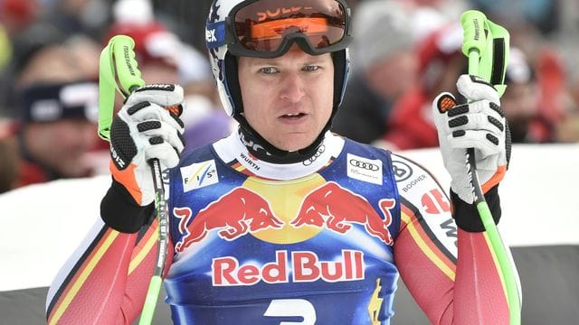Der Deutsche Skiverband wird Thomas Dreßen trotz dessen Verletzung zur WM nach Cortina d'Ampezzo mitnehmen. Der Deutsche Skiverband wird Thomas Dreßen trotz dessen Verletzung zur WM nach Cortina d'Ampezzo mitnehmen.