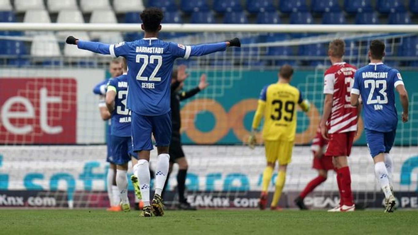 Die Niederlage der Würzburger Kickers bei Darmstadt 98 bleibt bestehen.