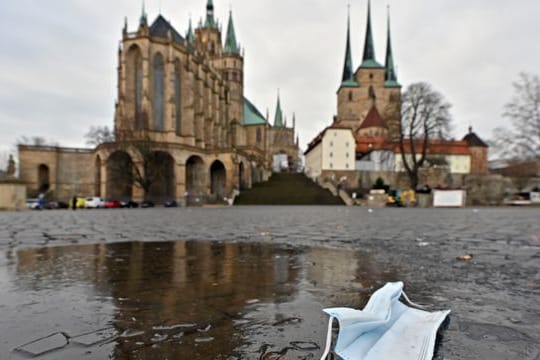 Leerer Domplatz in Erfurt