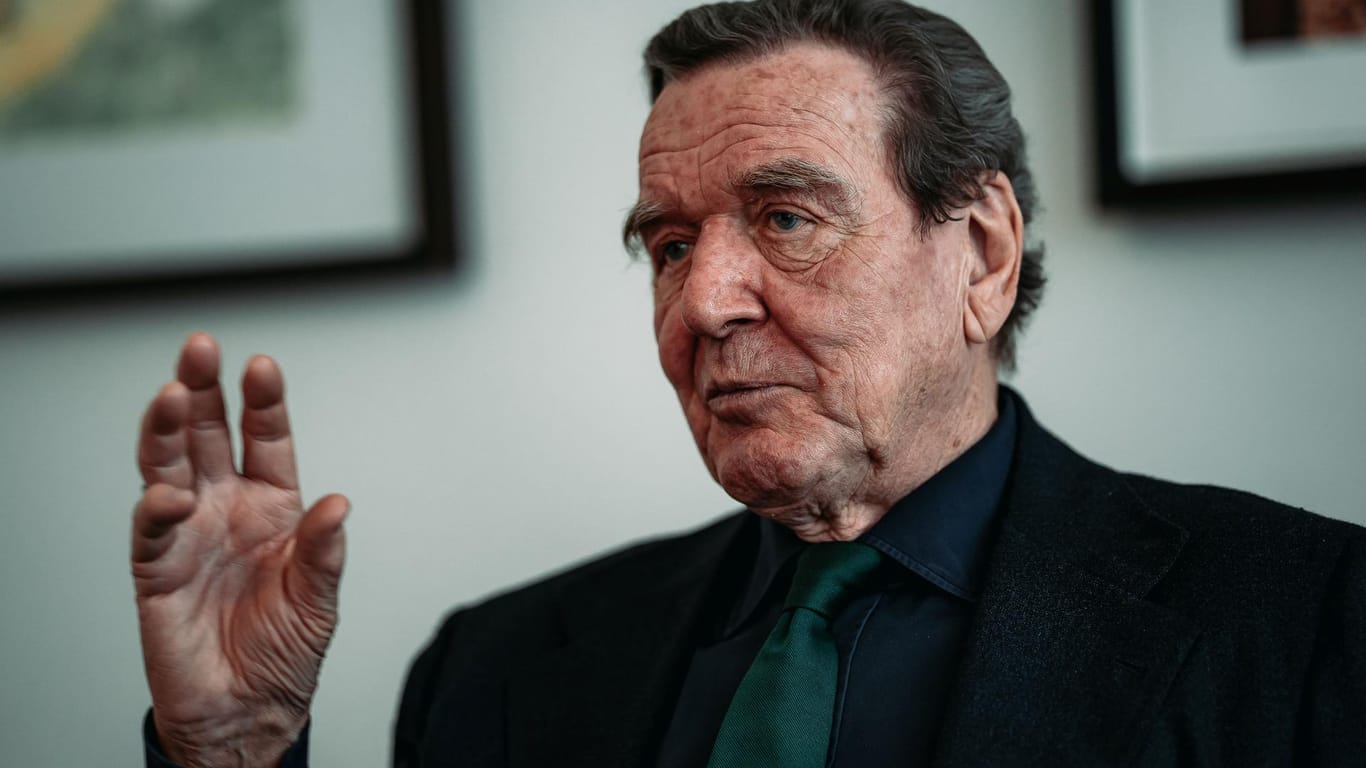 Russland sollte nicht immer als Gegner betrachtet werden, sagt Altkanzler Gerhard Schröder.