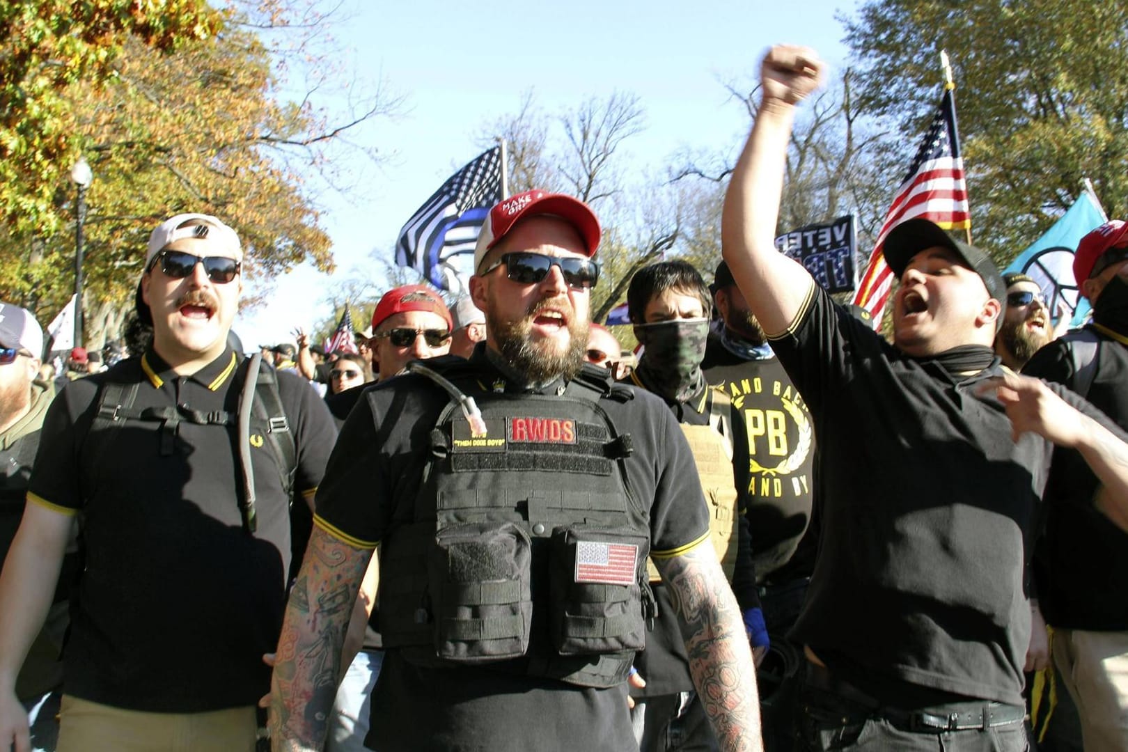 Die Proud Boys: Die Rechtsextremisten protestierten oft für Ex-Präsident Donald Trump, hier im November 2020.