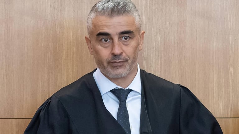 Mustafa Kaplan: Der türkischstämmige Anwalt vertritt den Angeklagten Stephan Ernst.
