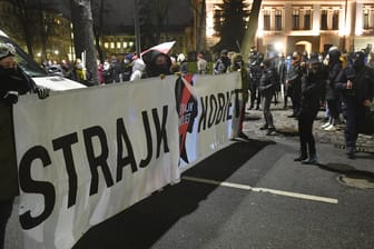 Proteste in Warschau: Das Abtreibungsverbot in Polen sorgt für Streit.