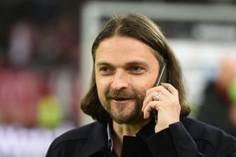 West Ham United soll Interesse an Manager Lutz Pfannenstiel haben.