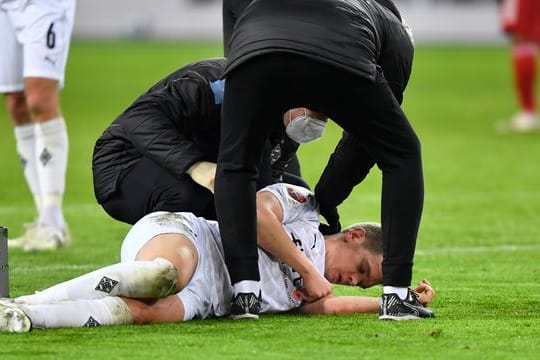 Gladbachs Matthias Ginter erlitt im Spiel gegen den FC Bayern eine schwere Gehirnerschütterung.