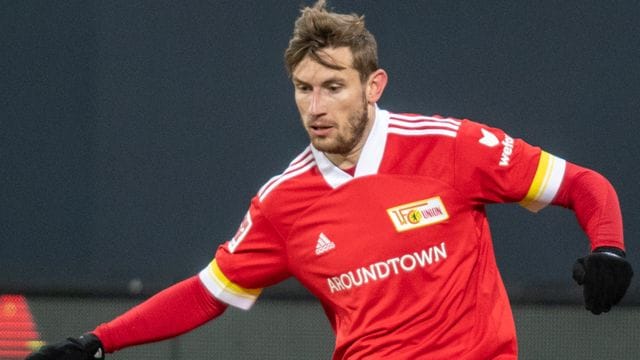 Wechselt ablösefrei zu Eintracht Frankfurt: Christopher Lenz. Wechselt ablösefrei zu Eintracht Frankfurt: Christopher Lenz.
