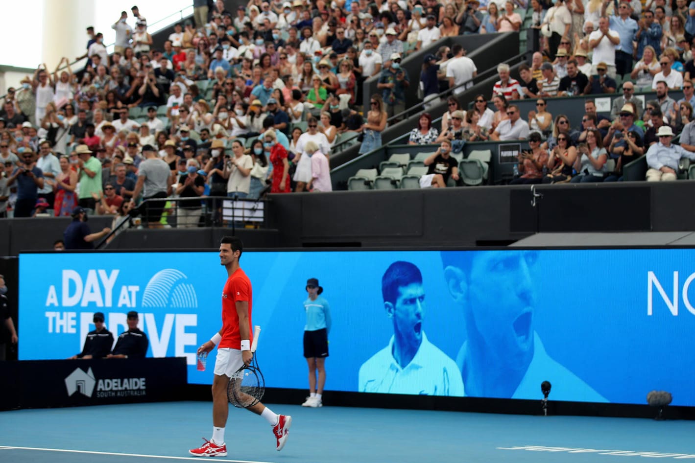 Novak Djokovic: Mehrere tausend Fans bejubelten den Tennisstar beim "A Day At The Drive" in Adelaide.