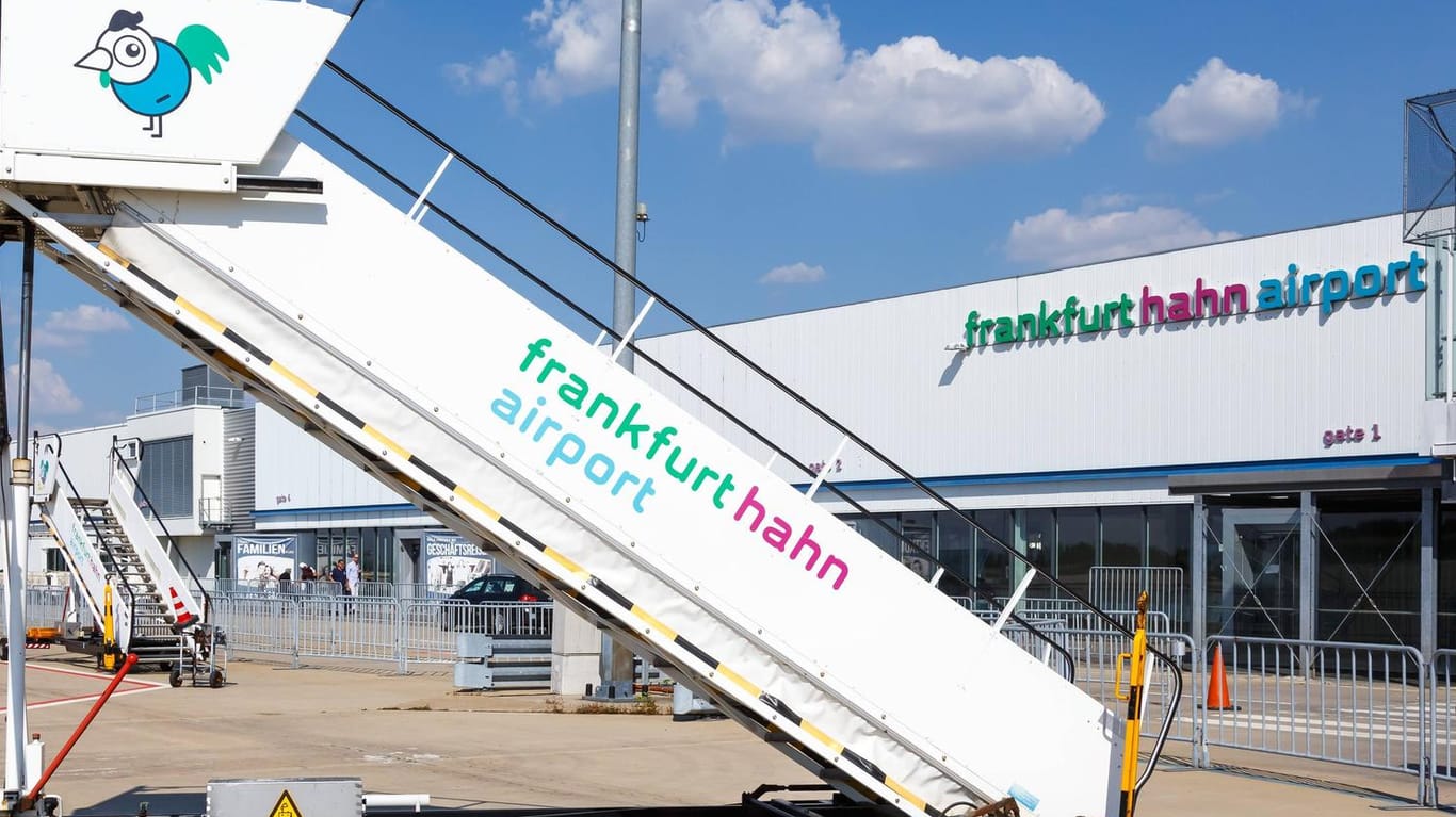 Flughafen Frankfurt-Hahn (Symbolbild): Der Mischkonzern HNA ist an dem Airport beteiligt.