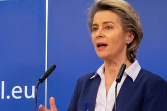 EU-Kommissionspräsidentin Ursula von der Leyen: Die Mitgliedsstaaten haben sich auf eine Verschärfung der Reisebeschränkungen geeinigt.