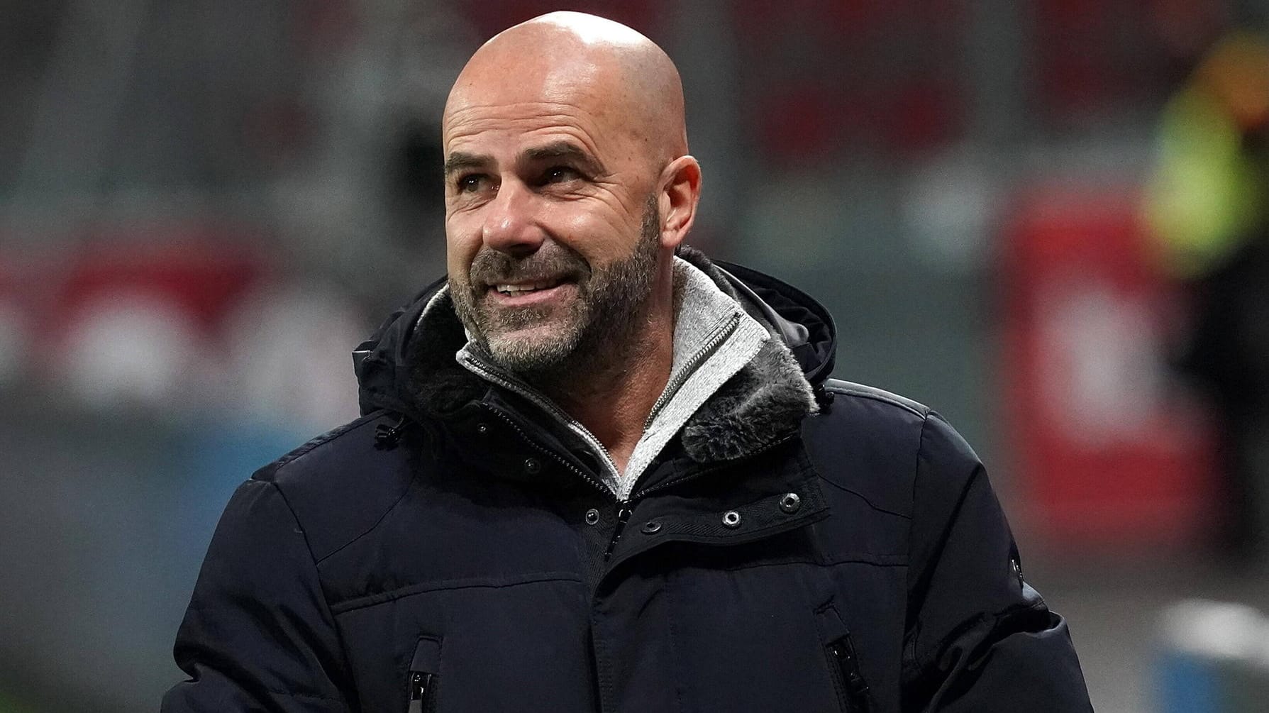 Peter Bosz: Der Bayer-Trainer darf noch auf eine Verstärkung für den offensiven Flügel hoffen.