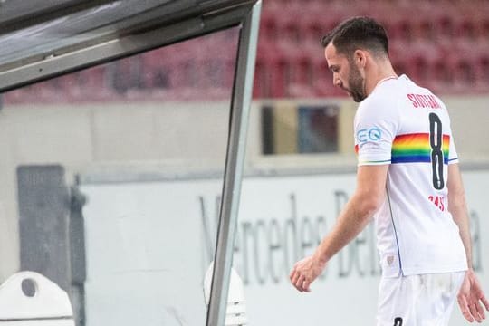 Im Spiel gegen den FSV Mainz muss Stuttgarts Gonzalo Castro verletzt ausgewechselt werden.